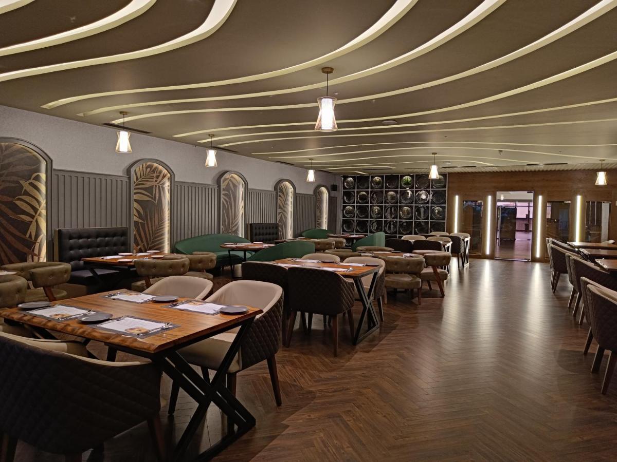 The Kings Park Grand-near Us Consulate Hotel 3*